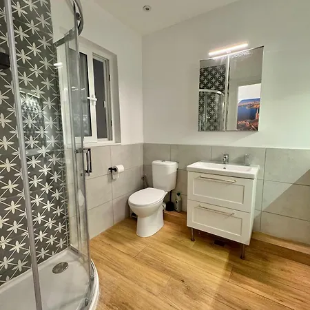 Seaview Escape - Families, Couples & Digital Nomads *